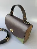 Сумка кожаная с деревянными вставками