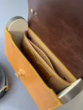 Сумка кожаная с деревянными вставками