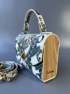 Сумка кожаная с деревянными вставками